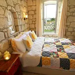 Kupina Hotel 2*